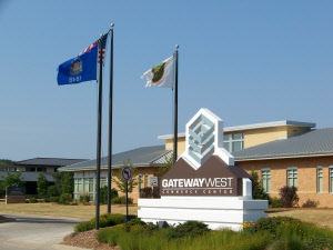 Gateway_West_Commerce_Center.JPG